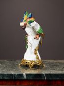 A 19TH CENTURY SAMSON PORCELAIN MODEL OF A COCKATOO