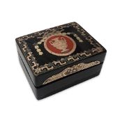 A FINE LATE 18TH / EARLY 19TH CENTURY FRENCH GOLD MOUNTED TORTOISESHELL AND PIQUE WORK BOX