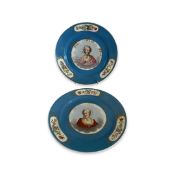 A PAIR OF LATE 19TH / EARLY 20TH CENTURY SEVRES STYLE PORCELAIN CABINET PLATES