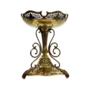 A FINE EARLY 20TH CENTURY STERLING SILVER GILT TAZZA C. 1912
