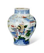 A CHINESE WUCAI PORCELAIN BALUSTER VASE