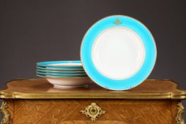 A SET OF SIX MINTON PORCELAIN CRESTED DINNER PLATES