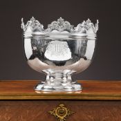 A LARGE GEORGE III PERIOD STERLING SILVER MONTEITH BOWL, C.1804, WILLIAM HUNTER II