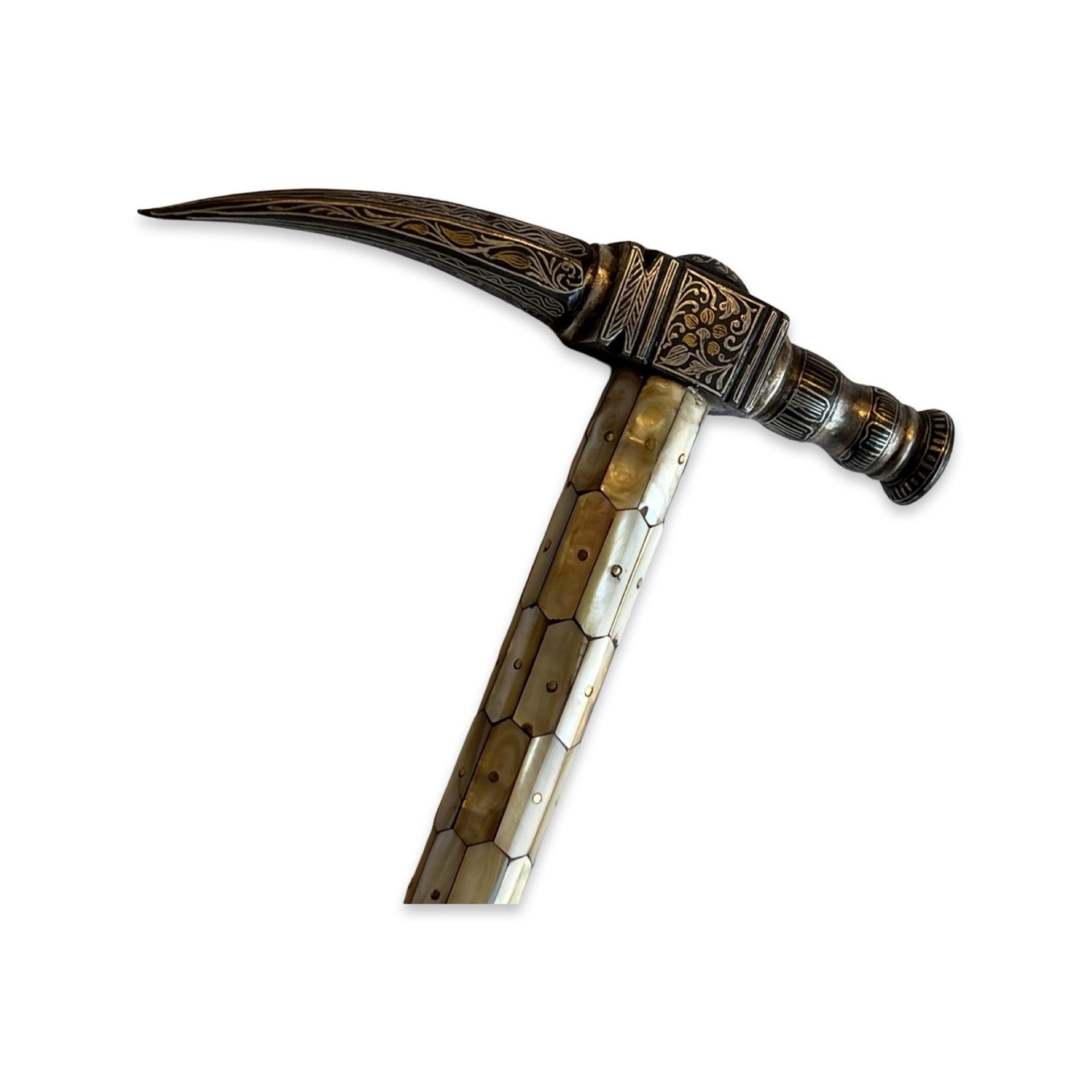 A PERSIAN DAMASCENED STEEL AND MOTHER OF PEARL WAR HAMMER - Image 4 of 6
