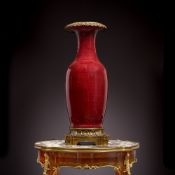 A VERY LARGE 19TH CENTURY SANG DE BOEUF PORCELAIN VASE