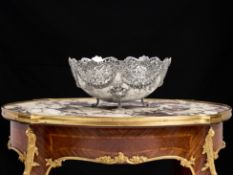 A VCTORIAN STERLING SILVER FRUIT BOWL, C 1899, WILLIAM COMYNS