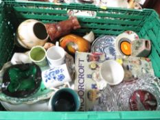 Two trays of assorted collectables to include scouting ephemera etc