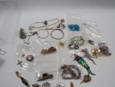 A box of assorted modern costume jewellery