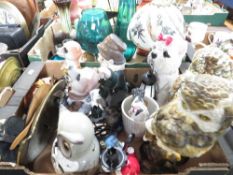 Two trays of assorted collectables and glassware to include meerkat figures etc