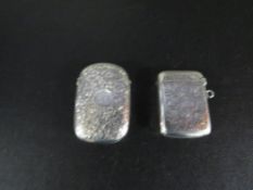Two hallmarked silver vesta cases approx combined weight 30g