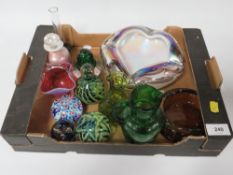 A small tray of assorted art glass