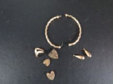 A collection of assorted 9 carat scrap gold approx combined weight 11.9g