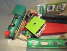 A tray of assorted tin plate trains etc