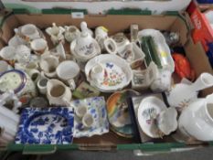 A tray of assorted crested ware and ceramics