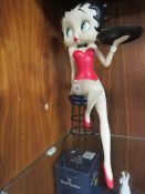 A Betty Boop waiter