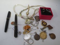 A quantity of collectables and jewellery to include silver
