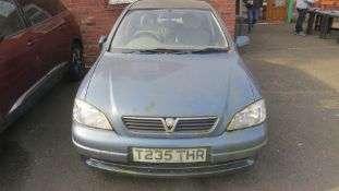 A Vauxhall Astra 1.6L PETROL, ' T235 THR' with one key, no log book