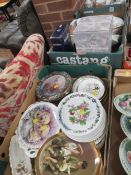 Two trays of assorted collectors plates etc