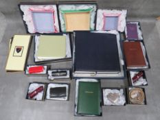 A COLLECTION OF ASPINAL OF LONDON ACCESSORIES / GIFTWARE, mostly boxed, to include coin trays, a