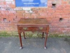 A 19TH CENTURY OAK SINGLE DRAWER SIDE TABLE, raised on turned cabriole supports and pad feet, H 71
