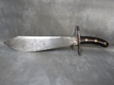 A 19TH CENTURY AMERICAN BOWIE KNIFE, blade L 36 cm, overall L 57 cm