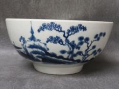 A WORCESTER CANNON BALL PATTERN CERAMIC BOWL, circa 1770, H 7.5 cm, Dia. 15 cm