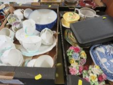 Two trays of assorted vintage ceramics to include ceramic posies