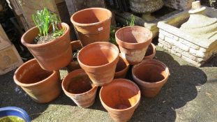 A selection of large terracotta garden pots (12)