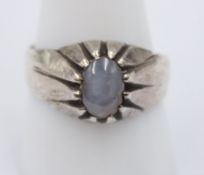 925er Silber-Ring mit Mondstein, RG 63/64, 6,5gr.
