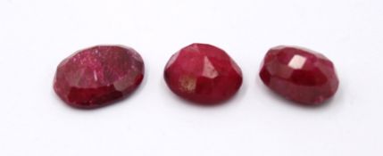 3x Rubine, zus. ca. 18,9ct