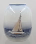 Vase, Lyngby, Segelboot, ca. H-16cm