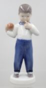 Figur, Bing & Gröndahl, Knabe mit Ball, Entw. Weiss, Claire, Modellnr. 2403, H-16,8cm