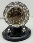 Sowjetische Vintage Uhr Mayak. UdSSR. 1960-70. Jahre, mechan. Werk läuft an, facettiertes Kristall-