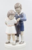 Figurengruppe, Gentelmen, Bing & Gröndahl, Entw. Svend Jespersen, Modellnr. 2312, ca. H-17,5cm