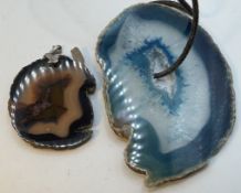 2x gr. Achat-Anhänger, 1x an Schnur, 9x6 und 5x4 cm, Silberöse-835-