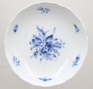 Schale, Meissen, Schwertermarke, Aquatinta, 2 Schleifstriche, ca. H-5,4cm D-25cm