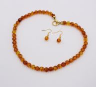 Modeschmuck-Set in Bernsteinart, Kette und Ohrhänger, ca. L-40cm Ohrhänger ca. L-2cm