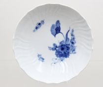 Schale, Royal Copenhagen, Blaue Blume, 1x Schleifstrich, H-6cm D-21cm
