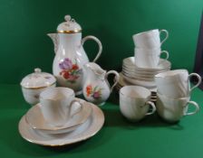 21 tg. Kaffeeservice "KPM" Berlin, Blumenmalerei, kpl. für 6 Personen, gut erhalten