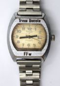 Vintage-Armbanduhr, Anker, Handaufzug, Werk läuft, D-3,7cm, Alters- u. Tragespuren, Gravur "Für tre