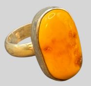 massiver Silberring-925- mit gelben Bernstein-Cabouchon, RG 61, 12,95 gr