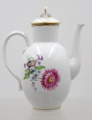 Mokkakanne, Meissen, Schwertermarke 4x durchschliffen, Blumenbemalung, 50er Jahre, ca. H-18cm