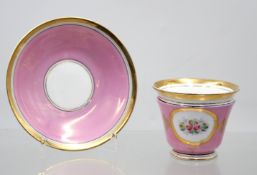 Tasse mit U.T., 19. Jhd., Carl Tielsch, ca. H-7,5cm