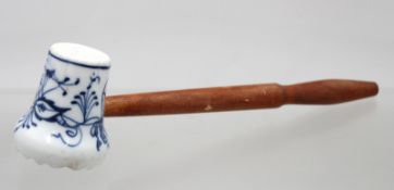 Fleischklopfer, um 1900, Zwiebelmuster, Holz lose, ca. L-31cm