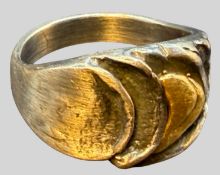Designer-Silberring-835-, mittig wohl Gold? -1000- gestempelt und undeutl. Punze  "PE"?, RG 63, 8,4