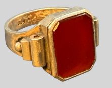 Art Deco Herrenring, Silber-800- mit roten Lagenstein, wohl Karneol,  RG 60, 8,47 gr.
