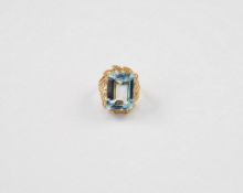14K Yellow Gold & Aquamarine Cocktail Ring.