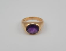 10K Yellow Gold Ring with Faceted Stone.