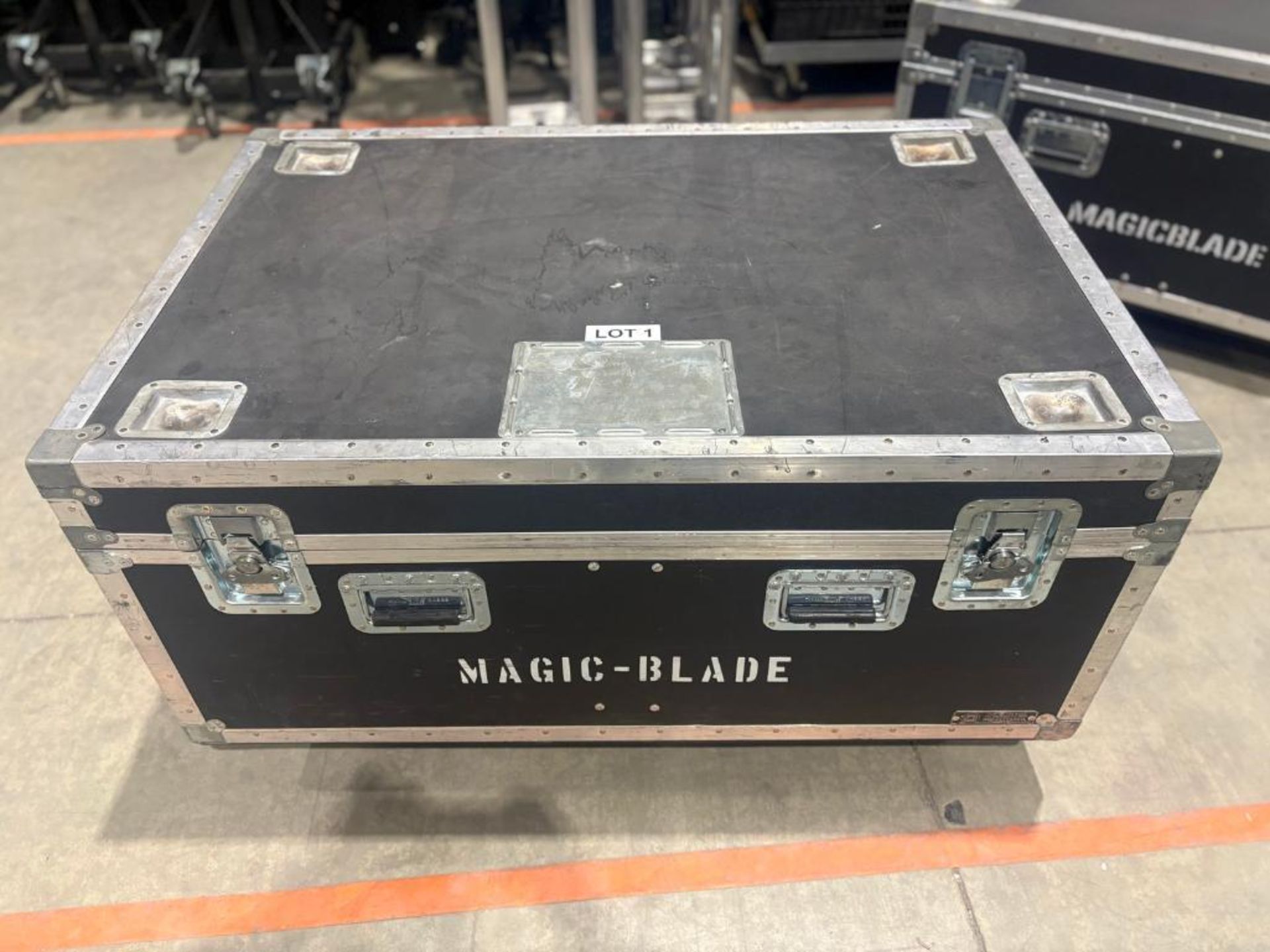 UNITS - AYRTON MAGICBLADE-R RGBW MOVING BEAM LIGHTS C/W 31
