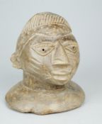 Hölzerne Guélédé-Maske der Yoruba, Nigeria 20. Jh.